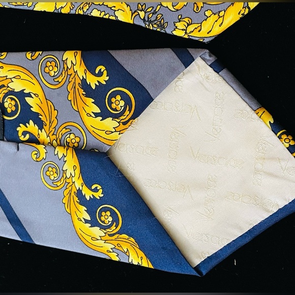 Gianni Versace Tie - Made in Spain - Picture 3 of 6